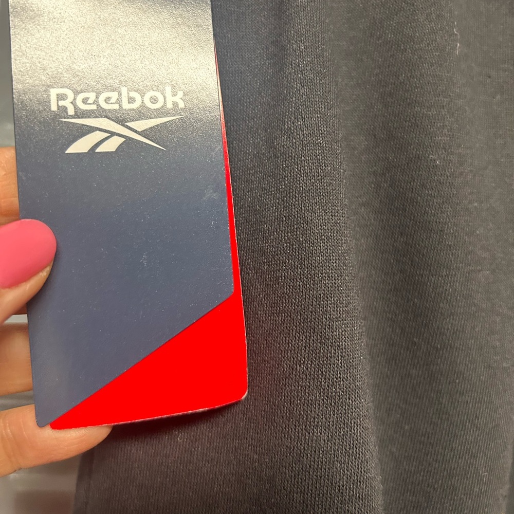 Reebok Identity cargo fleece sweater pants. NWT. Mens size large - Picture 6 of 9